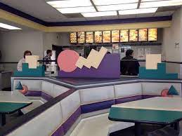 Stepping Into Taco Bell Is Like Stepping Into The 90s Pics