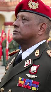 Comandante 20 Al Mando Al Frente