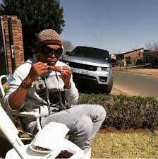 Somizi was born to famous parents, iconic actors, ndaba mhlongo and mary twala (late). Somizi Mhlongo Shows Off His Cars Include Rolls Roys