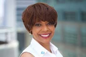 Leslie Fair's Instagram, Twitter & Facebook