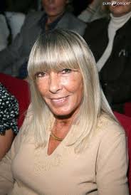 Avec 56 ans de carrière dans le paf, un savoir faire et un flegme bien à lui, france 2 aurait tort de s'en priver. Dany Saval Wikipedia