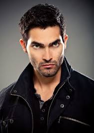 Tyler Hoechlin Talks TEEN WOLF Season 3, His Character's Evolution, and More