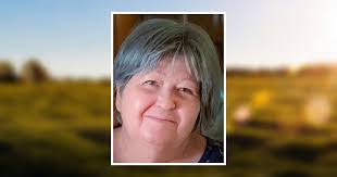 Darla Ellis's Instagram, Twitter & Facebook