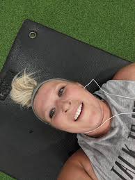 Day 2! I'll leave my answers in the comments 🍭🍬🍫