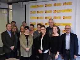 040 / 2800 85410 kontakt@pflegezuhause.info. Arbeitskreis Des Bundesverbandes Asb Kompetenzzentren Leben Und Pflegen Zu Hause Zu Gast Beim Asb Hamburg Arbeiter Samariter Bund Hamburg