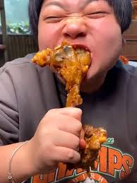 eating challenge with special food