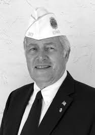 Dennis Bartz's Instagram, Twitter & Facebook