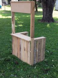 Pallet Lemonade Stand Dunway Enterprises For More Info Add Http To The Following Link Www Photography Props Kids Diy Lemonade Stand Kids Lemonade Stands