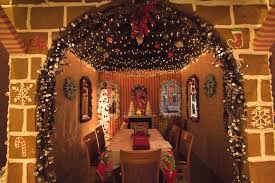 (assuming the roof doesn't cave in like ours always seem to do in real life). Dine Inside A Life Size Gingerbread House Explore St Louis