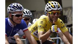 Belgium's wout van aert (second from right) wins stage ten of the tour de france from elia viviani (extreme right). Tour De France Cent Ans De Maillot Jaune Tony Gallopin Un Feu D Artifice 10 60