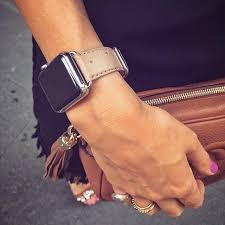 100 Made In Italy 38 42 Mm The Strap Created By Meridio In Ostrich Leather Confer Apple Watch Bands Leather Apple Watch Leather Strap Apple Watch Fashion