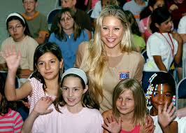Anna won wta newcomer of the year 1996 and also wta doubles. Anna Kournikova Visits With Incirlik Children Airmen Incirlik Air Base Article Display