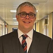 3-Year Data Suggest Azathioprine Lacks Clear Benefit in Thyroid Eye Disease 