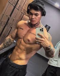 Justin clark (300)⚡️ on X: 😛😛😛 t.cod8IhHNDw7m  X