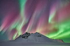 Um die nordlichter zu sehen, sollte ihre reise idealer weise zwischen den monaten september, oktober und februar, märz liegen. Nordlichter Meist Im Norden Nordic Lodges Island