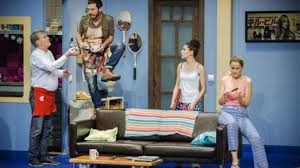 Lleva ya más de 3.500 funciones y más de un millón de espectadores, burundanga llega a su 11ª temporada tras el éxito de las diez anteriores. La Comedia Burundanga Llenara De Risas El Buero Vallejo De Alcorcon Vivir Ediciones