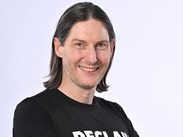 How holistic identity puts the power of data back in the hands of consumers