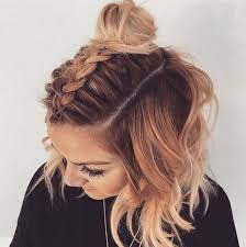 Peigner des cheveux courts n'est guère une chose facile. 10 Chignons Pour Cheveux Courts Faciles Et Rapides A Faire Coiffure Cheveux Courts Brun Tres Clair Ch Chignon Cheveux Court Cheveux Courts Bruns Cheveux Courts