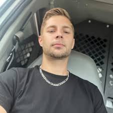 Can someone help me with modded gear and leveling up in Borderlands 3?