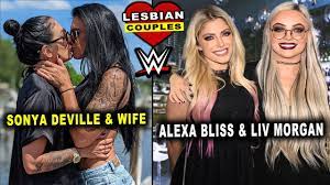 Alexa bliss lesbian