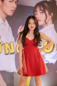 Fanpage của cô hiện tại có hơn 1 triệu 8 lượt theo dõi. Hot Streamer Linh Ngá»c Ä'am Báº¥t Ngá» Tham Gia Ä'ong Phim Sitcom