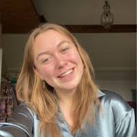 100+ 'Anna Vries' profiles