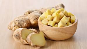 Tra gli alimenti consigliati, vi sono l'avena, le banane, l'ananas, gli asparagi, la cipolla e lo zenzero. I 7 Alimenti Ricchi Di Melatonina Per Dormire Meglio Zenzero Dilei