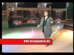 Tevfik yener ile neşe karaböcek'i acı gününde orhan gencebay, müjdat gezen, ercan bostancıoğlu, chp i̇stanbul milletvekili mehmet akif. Nese Karabocek Ne Sisler Ne Firtinalar 1991 In 2020 Youtube Music Incoming Call Screenshot