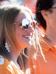 Big Orange fans come to Auburn