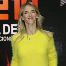 Jun 25, 2021 · luis osorio, hijo de blanca suelves, celebra su graduación con un viaje a costa rica con su novia, martina, la hija de luis figo. El Companero De Escuela De Froilan Que Sale Con La Hija De Figo