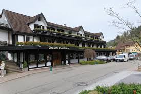Das hotel traube tonbach, ein 5 *s hotel mit wellnessbereich, kids court und vielem mehr. Hotel Traube Tonbach Wikipedia