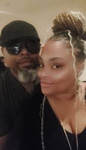 Happy Anniversary Celebration in The Marriage Club