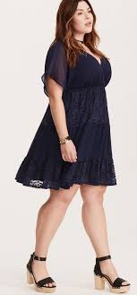 Pin On Fashion For Chubby Ladies