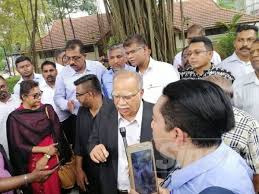 Ketua menteri pulau pinang, chan kon yeow menyambut baik pengumuman anwar bahawa beliau mempunyai sokongan majoriti ahli parlimen untuk menubuhkan kerajaan persekutuan. Timbalan Ketua Menteri Ii Pulau Pinang Sinar Harian