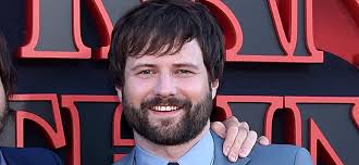 Joseph Quinn Talks Eddie's 'Stranger Things' Season 4 'Redemption Tale'