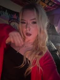 Peyton Farr's Instagram, Twitter & Facebook