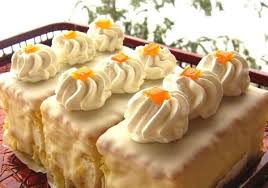 Intr O Ora Poti Prepara Un Desert Fin Si Delicios Pentru Intreaga Familie Ingrediente 2 Portocale 5 Oua 250 G Zahar P Dessert Recipes Desserts Fun Desserts