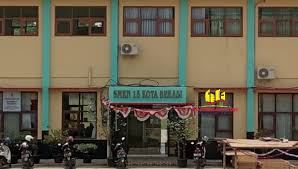 Smk kesehatan patriot 3 bekasi. Smkn 15 Kota Bekasi Patok Bantuan Operasional Rp1 8 Juta Per Siswa Wali Murid Minta Batalkan Pak Wali Kota Dan Ketua Dprd Terhormat Tolong Kami Bekasi Online