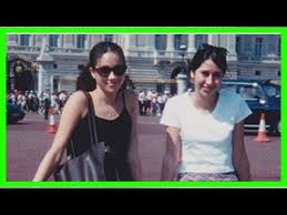Aleyna genc, 14, was taken aside by the duke of sussex, 35. Meghan Markle Buckingham Palace Photo Teenager London Youtube