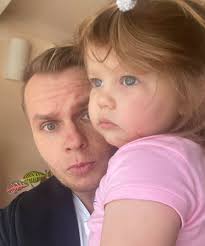 Dacă curierul nu a fost anunțat din timp de eventualele obstacole, există varianta de livrare repetată. Codin Maticiuc ê²Œì‹œë¬¼ Facebook