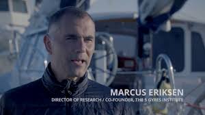 JUNK RAFT MARCUS ERIKSEN JOEL PASCHAL OCEAN PLASTIC AWARENESS PROJECT 2008