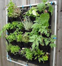 How to make a small garden. 13 Easy Tricks To Make Your Small Garden Look Bigger Nb