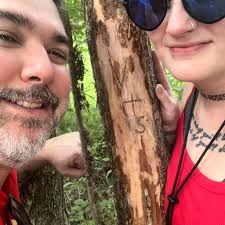 Which of these capitalized words do NOT rhyme? a. I know it CLEAR. c. It  shows, it's a SHEER truth. b. That's not easy to BEAR. d. Let's give a  CHEER.