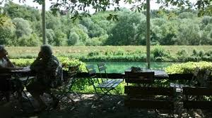 Gaststatte Bruckenwirt Restaurant Draussen Burg