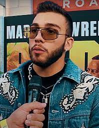 Manuel turizo y ozuna se unen para lanzar esclavo de tus besos, una canción que se escribió de gira en ecuador. Manuel Turizo Wikipedia La Enciclopedia Libre