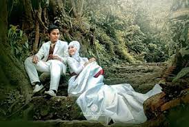 Koleksi lengkap baju muslim casual dan modern untuk warnai harimu. Foto Prewedding Keren Foto Pre Wedding Casual Foto Prewe Flickr
