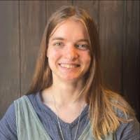 Elyse Muller's Instagram, Twitter & Facebook