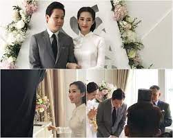 Mới đây, hoa hậu đặng thu thảo đã lên tiếng về thông tin tổ chức đám cưới với bạn trai trung tín. Hoa Háº­u Ä'áº·ng Thu Tháº£o Ná»n Na Ao Dai Tráº¯ng Trong Ä'am Há»i