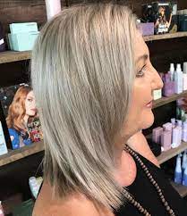 60 Best Hairstyles And Haircuts For Women Over 60 To Suit Any Taste Frisuren Glatte Haare Haar Styling Beige Blonde Haare