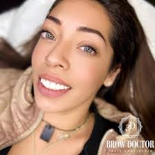 Maggie Lanza's Instagram, Twitter & Facebook